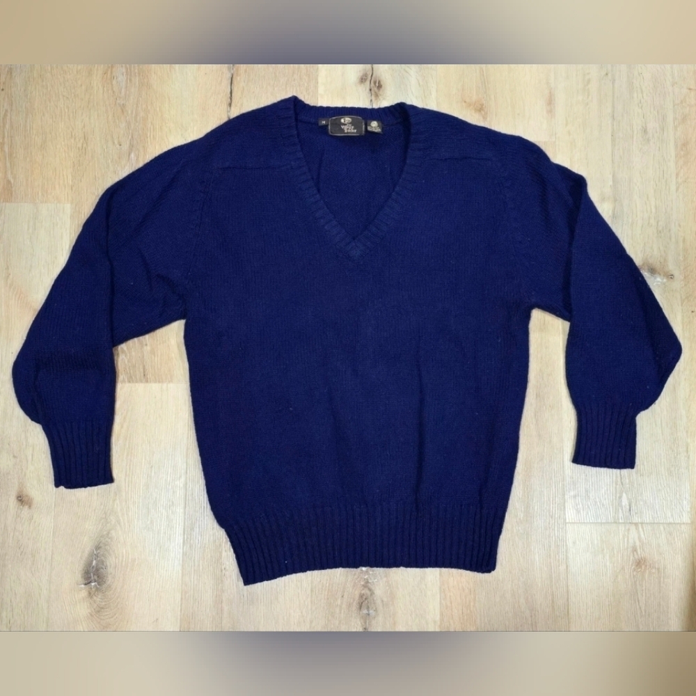 Vintage Wool Sweater Mens M Navy V-Neck The Village Trader Preppy Ivy